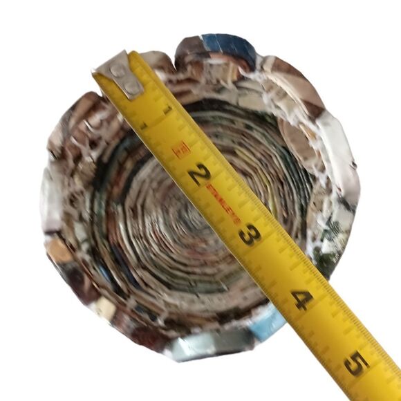 Coiled Paper Basket With Lid Vintage Handmade Pinwheel Design Recycled Newspaper - Picture 2 of 16